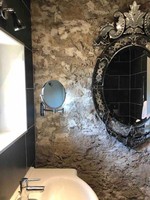 La Maison De Mama C: Charming French Village Home Sainte-Colombe-sur-l'Hers Luaran gambar